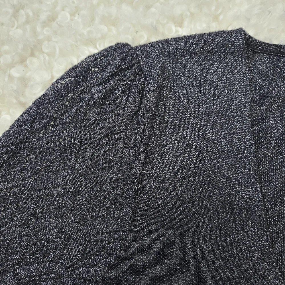 ⭐ HOST PICK⭐ Anthropologie L Metallic V-Neck Twofer Sweater Black Woven Sleeve - Picture 10 of 15